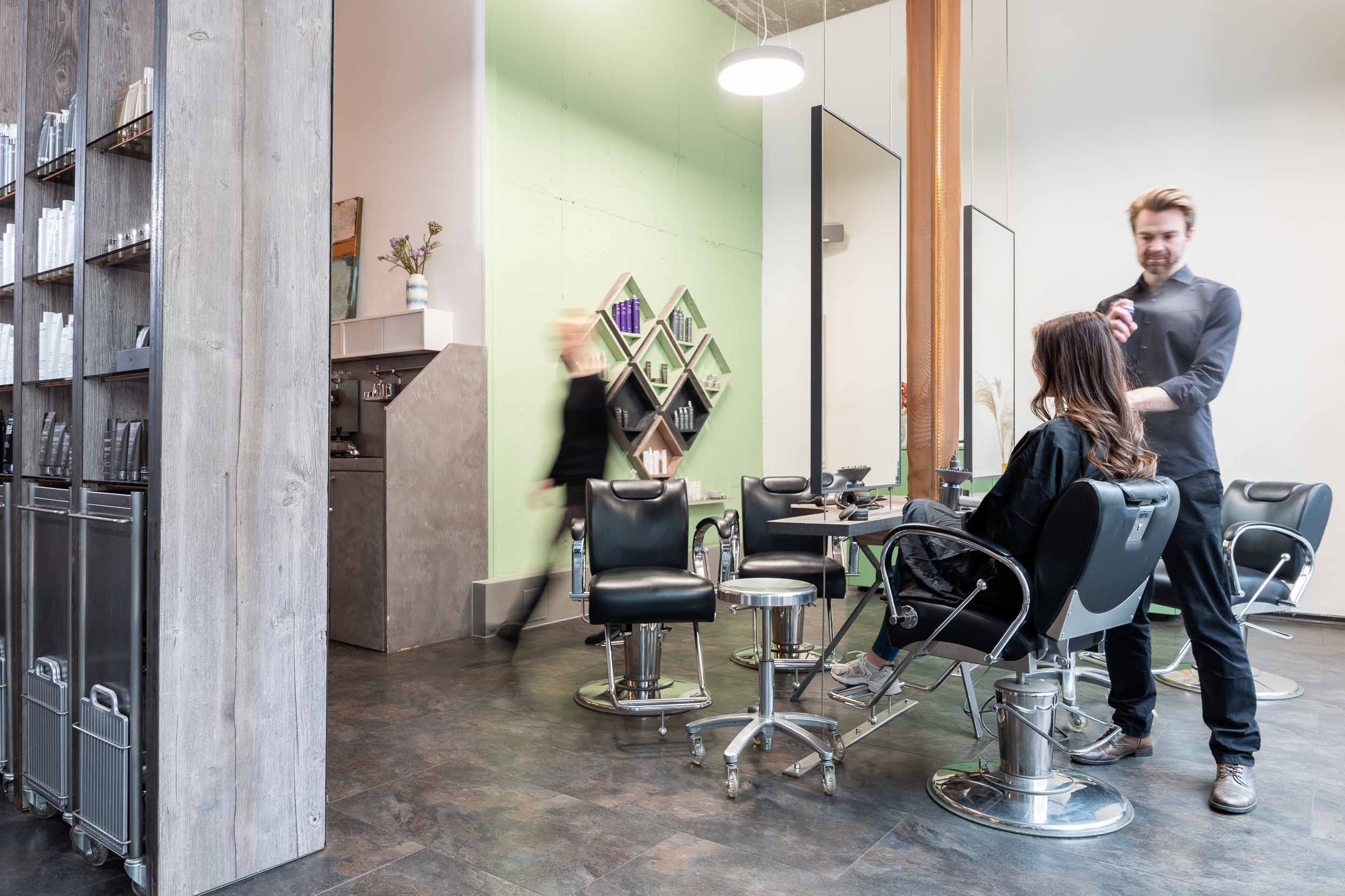 Micha Pelz Coiffure Salon Slider 3